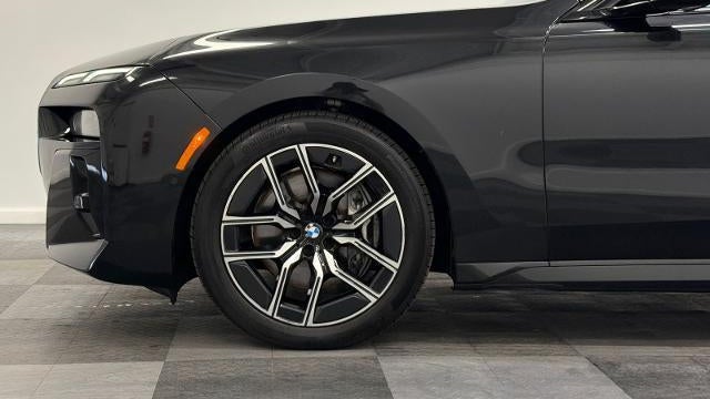 2025 BMW 7 Series 740i