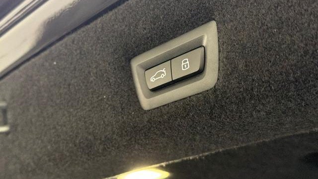 2025 BMW 7 Series 740i