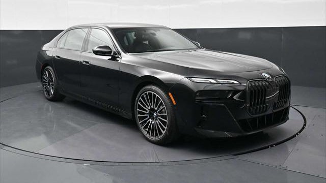 2026 BMW 7 Series 740i