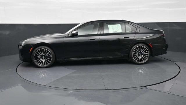 2026 BMW 7 Series 740i