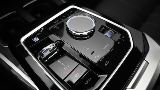 2026 BMW 7 Series 740i