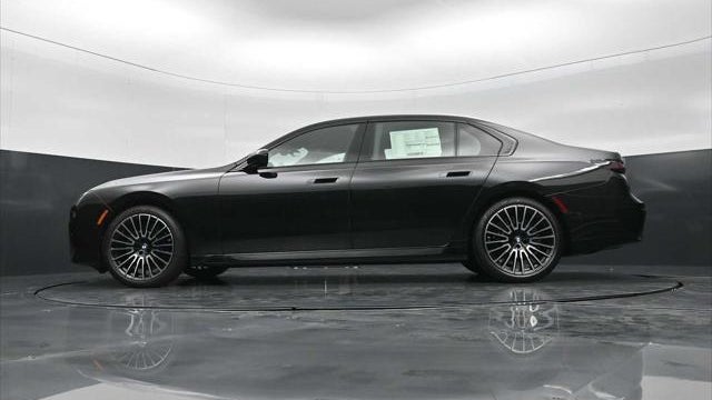 2026 BMW 7 Series 740i