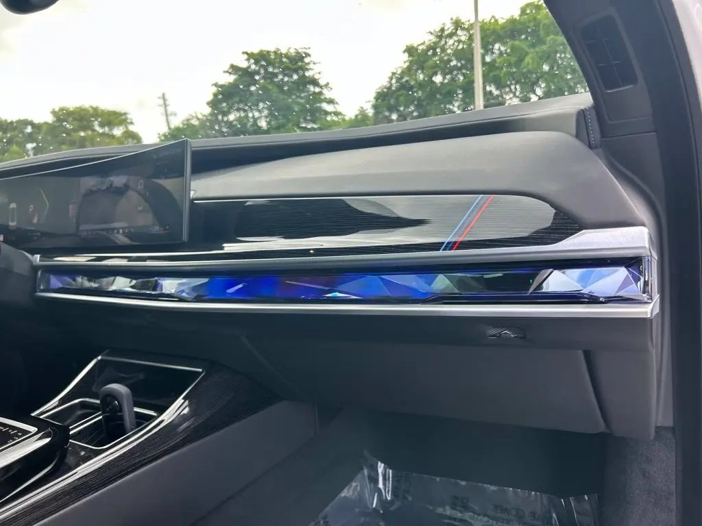 2026 BMW 740i - $75,032