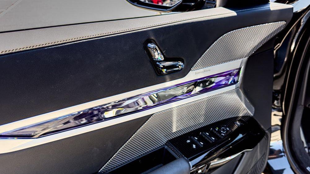 2023 BMW 7 Series 740i