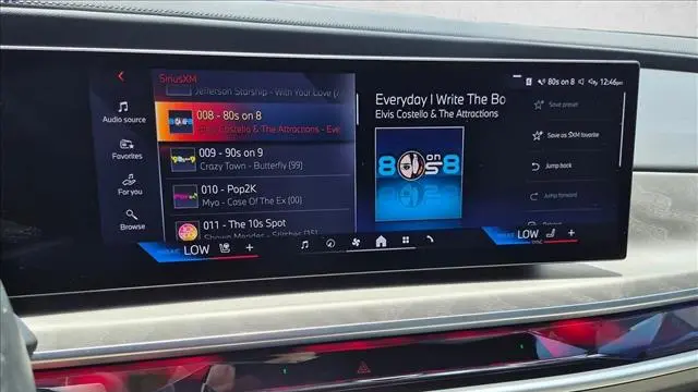 2023 BMW 7 Series 740i