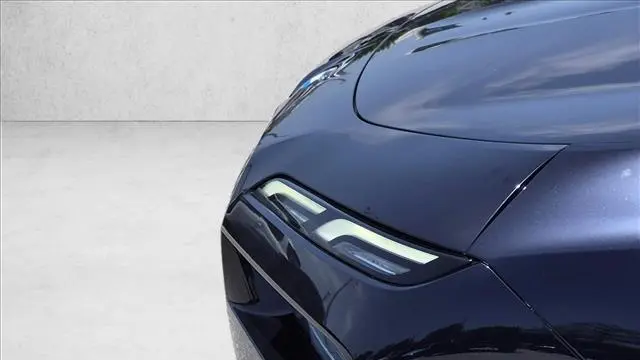 2023 BMW 7 Series 740i