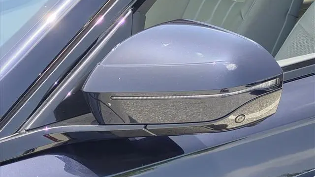 2023 BMW 7 Series 740i