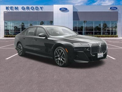 2025 BMW 7 Series 740I 4DR Sedan