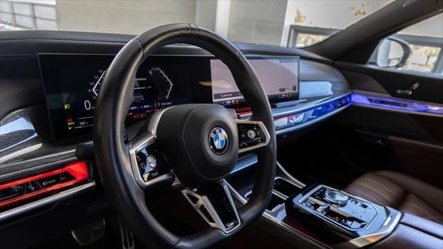 2023 BMW 7 Series 740i