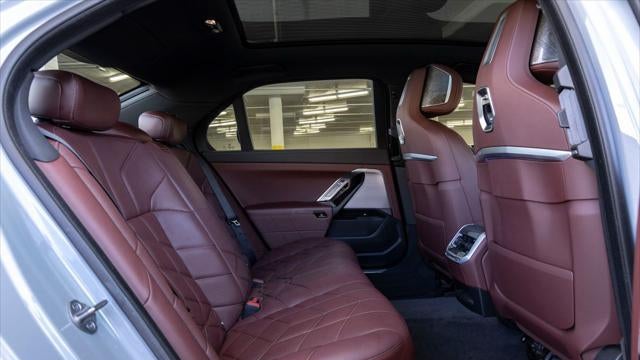 2023 BMW 7 Series 740i