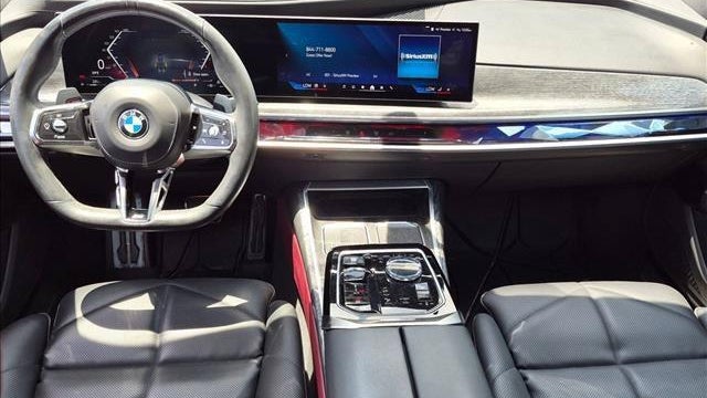 2023 BMW 7 Series 740i