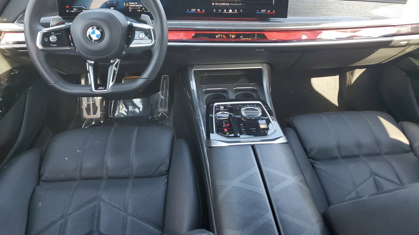 2024 BMW 7 Series 740i