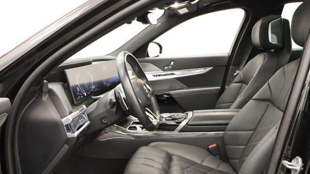 2025 BMW 7 Series 740i