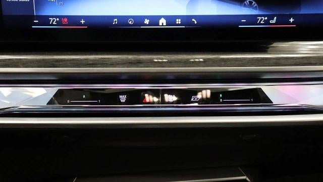 2025 BMW 7 Series 740i