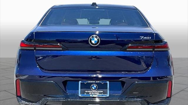 2026 BMW 7 Series 740i