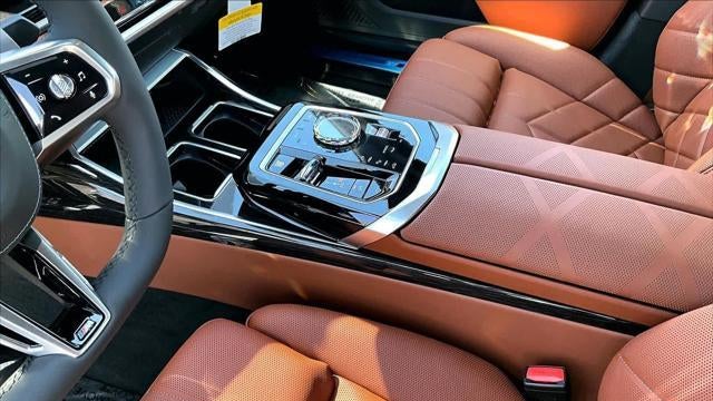 2026 BMW 7 Series 740i