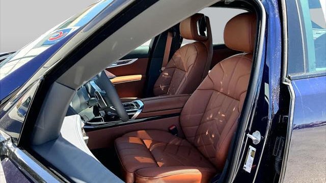 2026 BMW 7 Series 740i