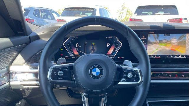 2023 BMW 7 Series 740i