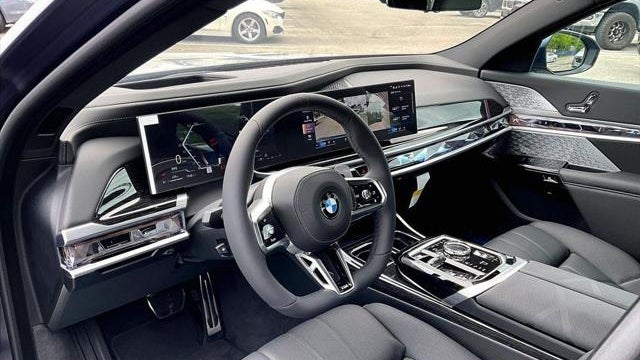 2026 BMW 7 Series 740i