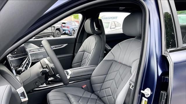 2026 BMW 7 Series 740i