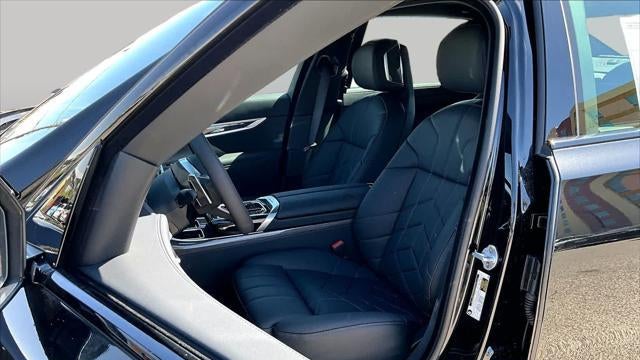 2026 BMW 7 Series 740i