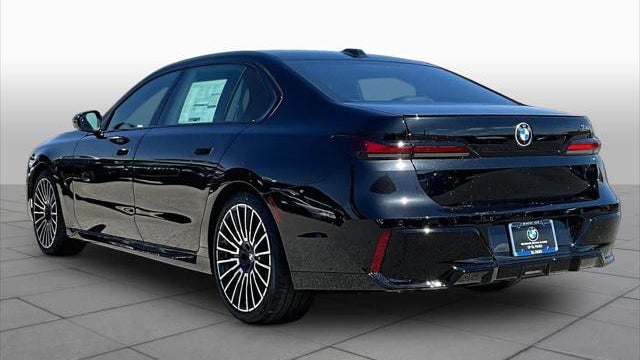 2026 BMW 7 Series 740i