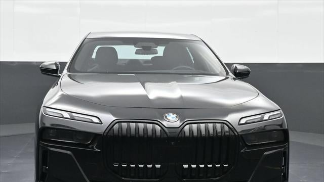 2024 BMW 7 Series 740i