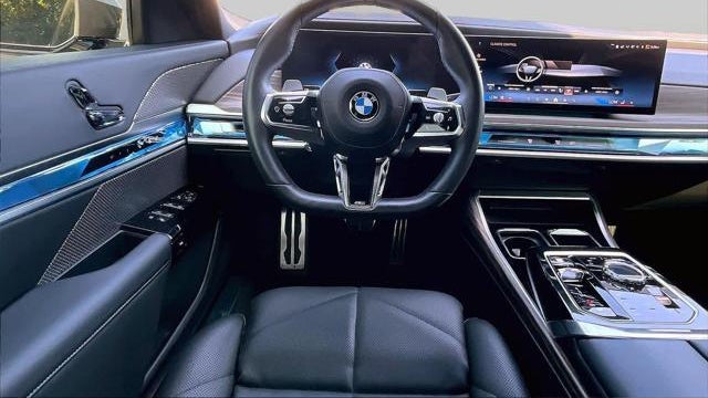 2024 BMW 7 Series 740i