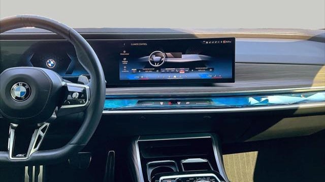 2024 BMW 7 Series 740i