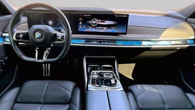 2024 BMW 7 Series 740i