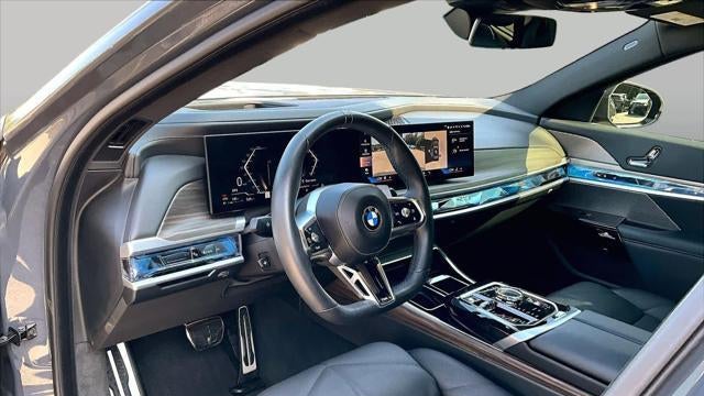 2024 BMW 7 Series 740i