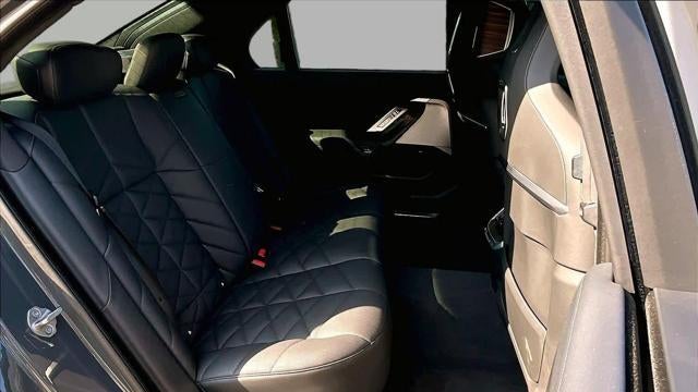 2024 BMW 7 Series 740i