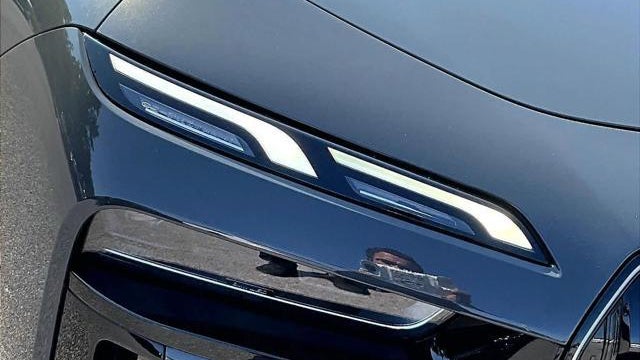 2024 BMW 7 Series 740i