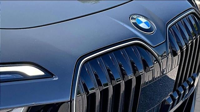 2024 BMW 7 Series 740i