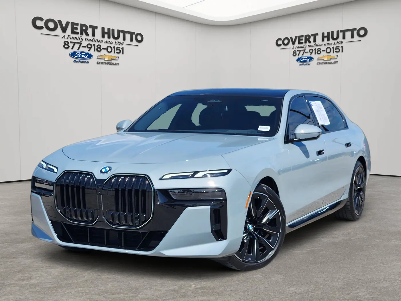 2025 BMW 740i