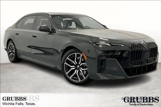 2026 BMW 7 Series with Dravit Grey Metallic Exterior