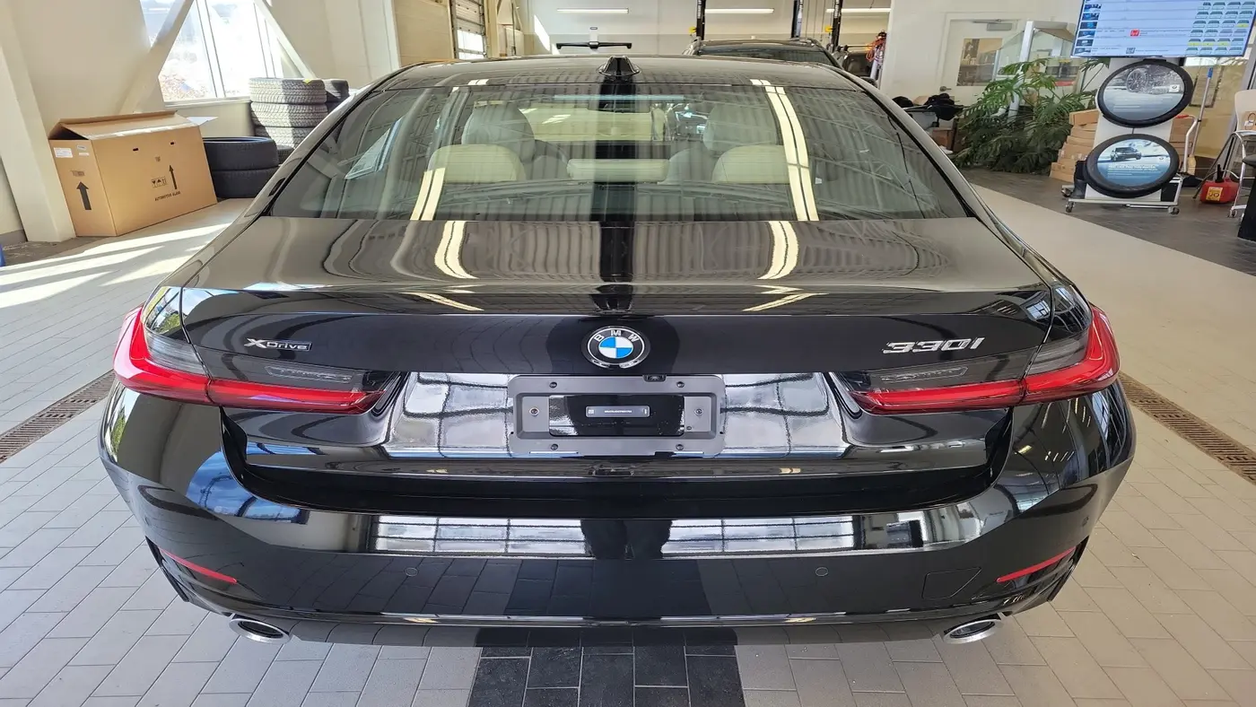 2026 BMW 3 Series 330i xDrive