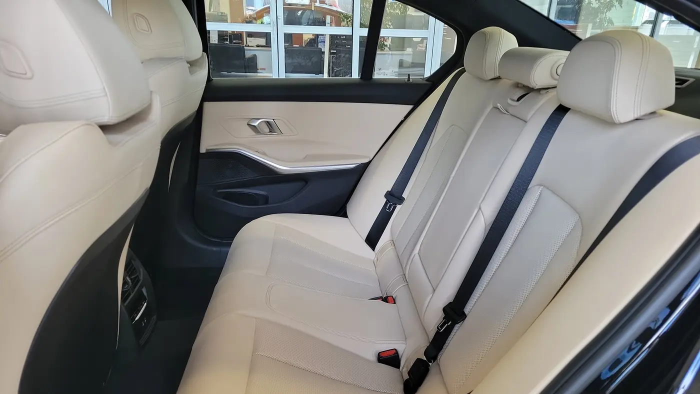 2026 BMW 3 Series 330i xDrive