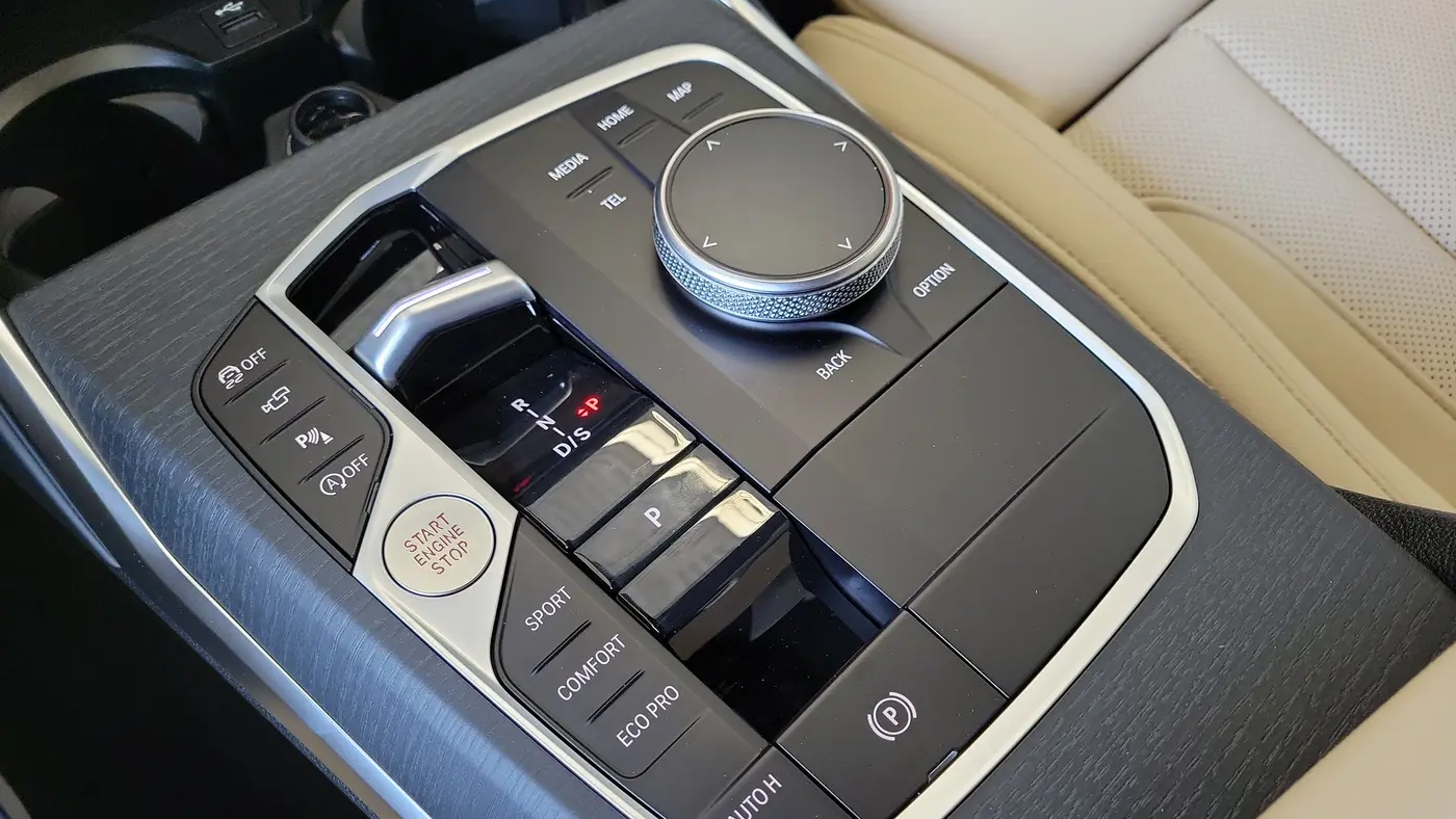 2026 BMW 3 Series 330i xDrive
