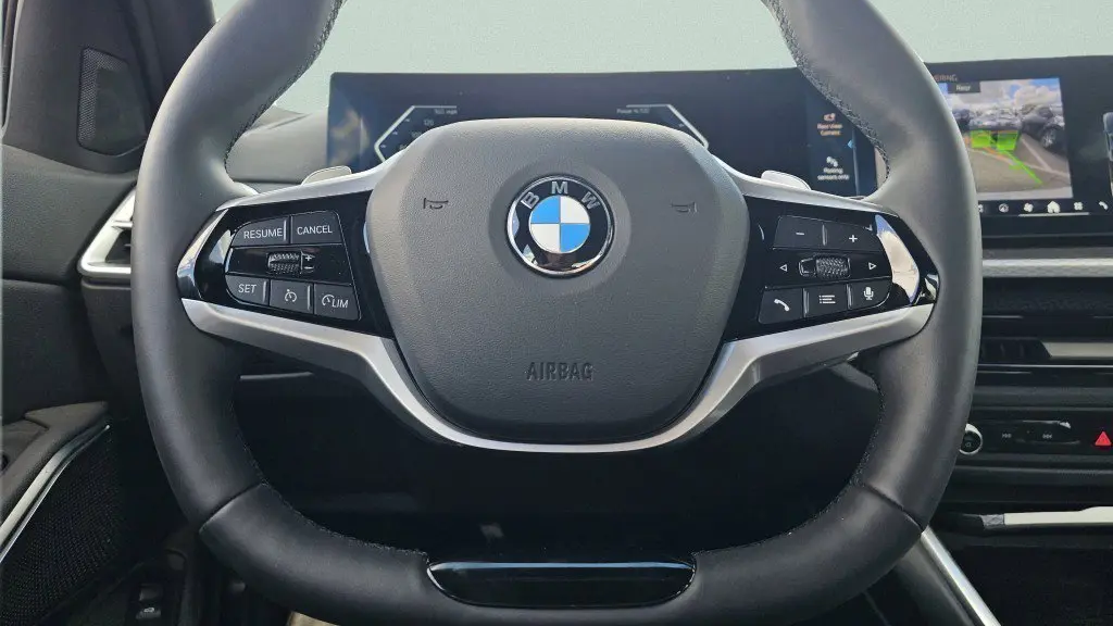 2025 BMW 3 Series 330i xDrive