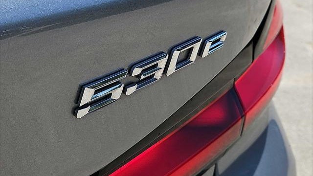 2023 BMW 5 Series 530e xDrive
