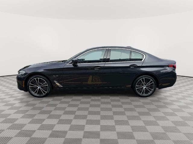 2022 BMW 530e - $24,214