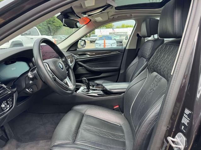 2022 BMW 530e - $24,214