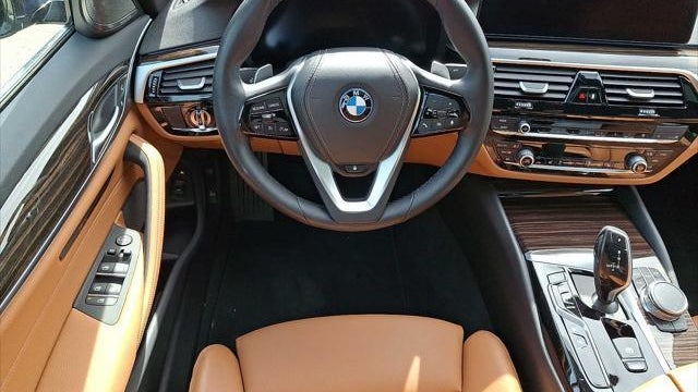 2023 BMW 5 Series 530e xDrive