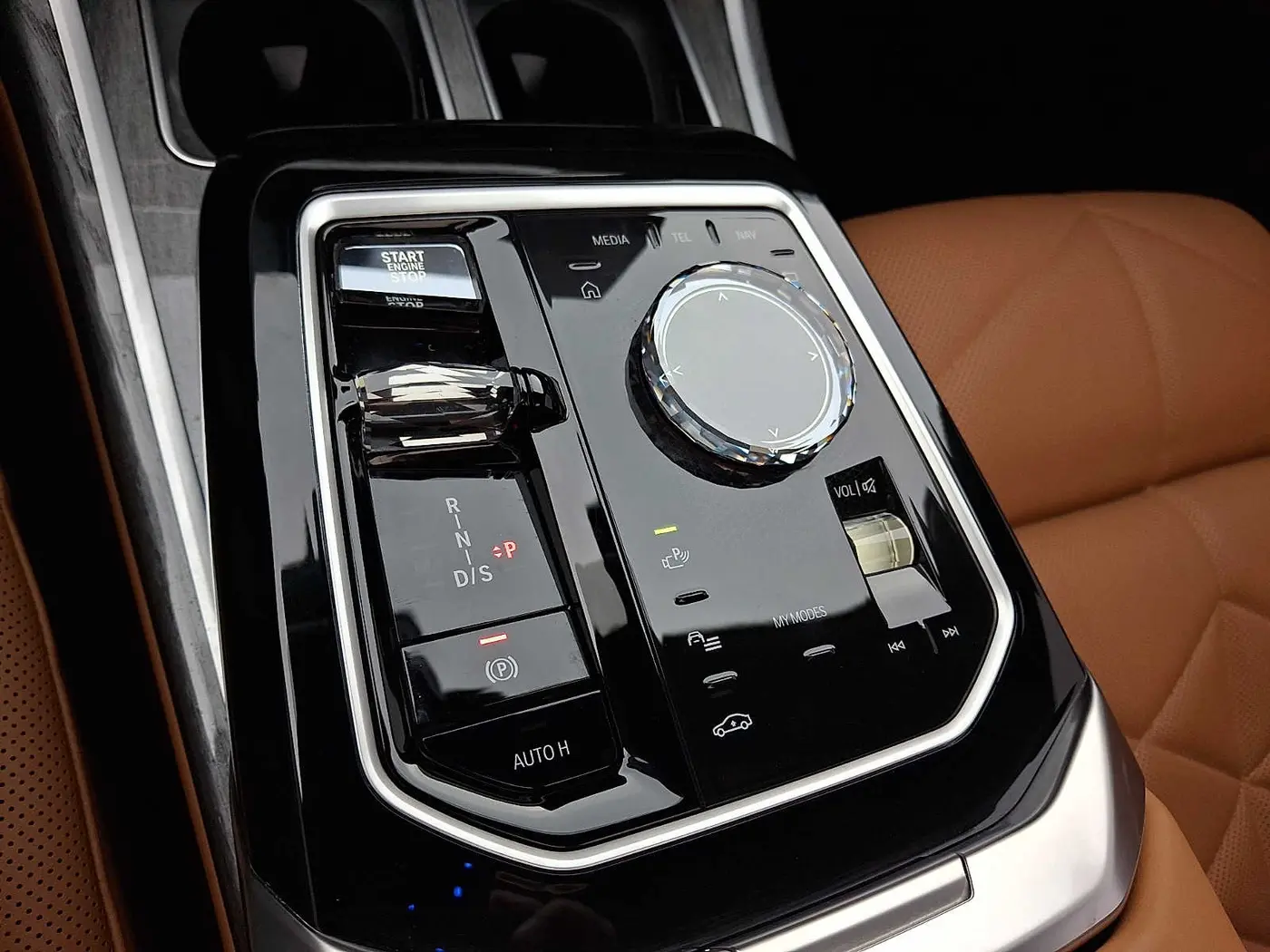 2024 BMW 740i - $60,795
