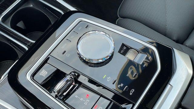 2026 BMW 7 Series 740i xDrive