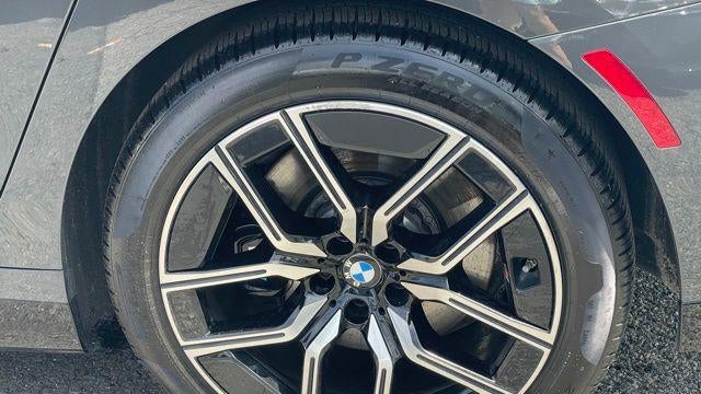 2026 BMW 7 Series 740i xDrive