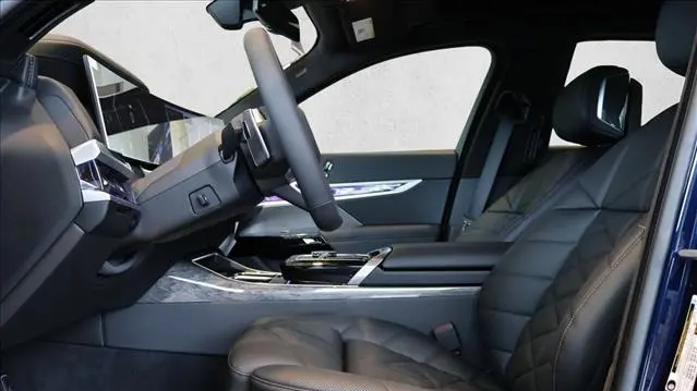 2026 BMW 7 Series 740i xDrive