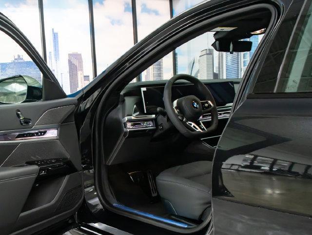 2026 BMW 740i - $100,999
