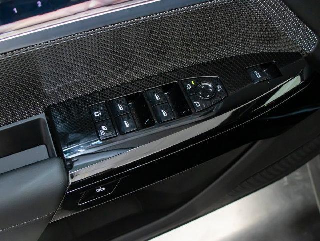 2026 BMW 740i - $100,999